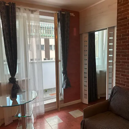 Heart Free Parking 华沙