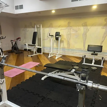 Heart Free Parking 公寓 *